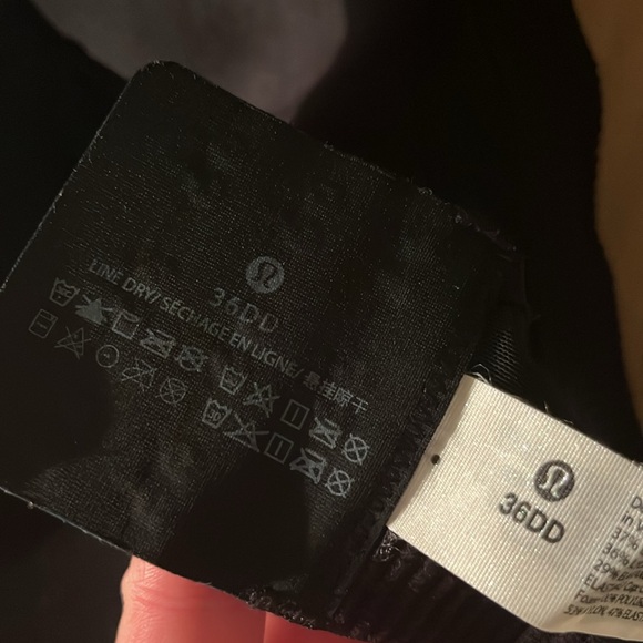 Lululemon 36DD sports bra - Picture 4 of 4